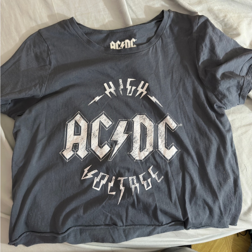 cropped ac/dc tee
